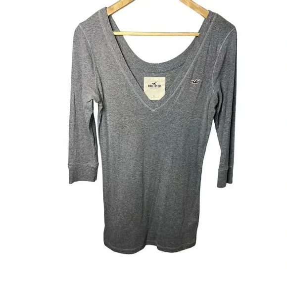 Hollister Tops - Hollister v necks womens